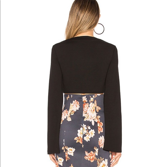 Privacy please Rochester top - Picture 3 of 4